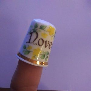 Finsbury Fine Bone China Thimble Noverber with floral design, Birthday thimble